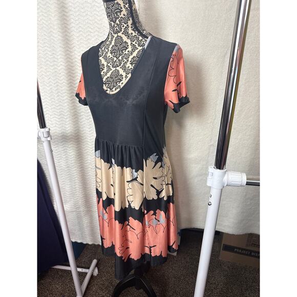 BN #16 NWT Simply Aster by Tiana B. Floral Print Fit & Flare Dress Size M - Picture 2 of 7